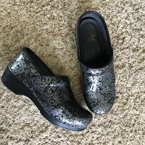 Dansko XP size 39